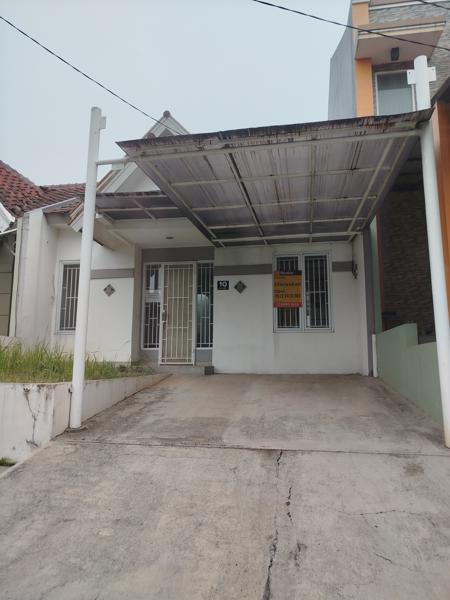 Rumah disewakan di Taman Beverly Lippo Cikarang